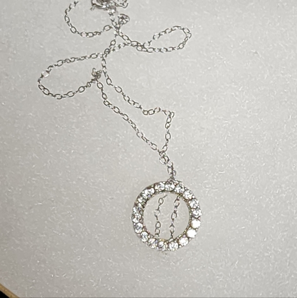 925 STERLING SILVER HALO CIRCLE O PENDANT NECKLACE - Picture 3 of 11